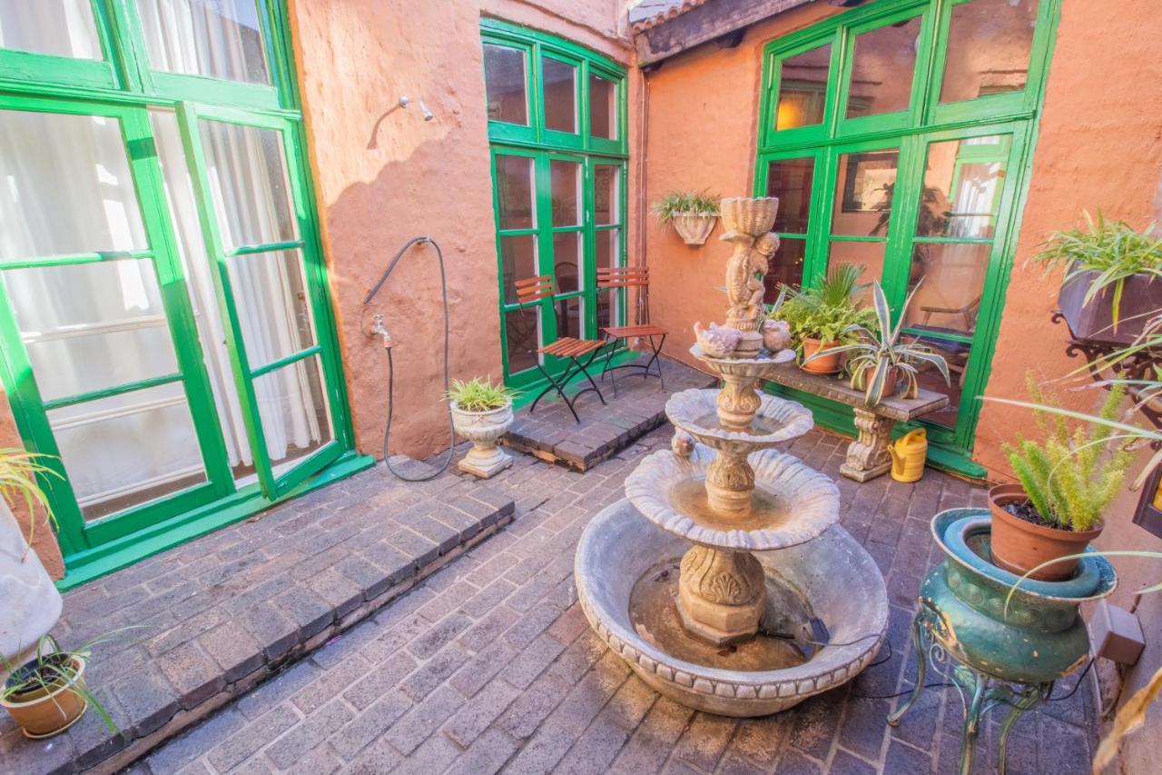 Uxolo Guest House Johannesburg Esterno foto