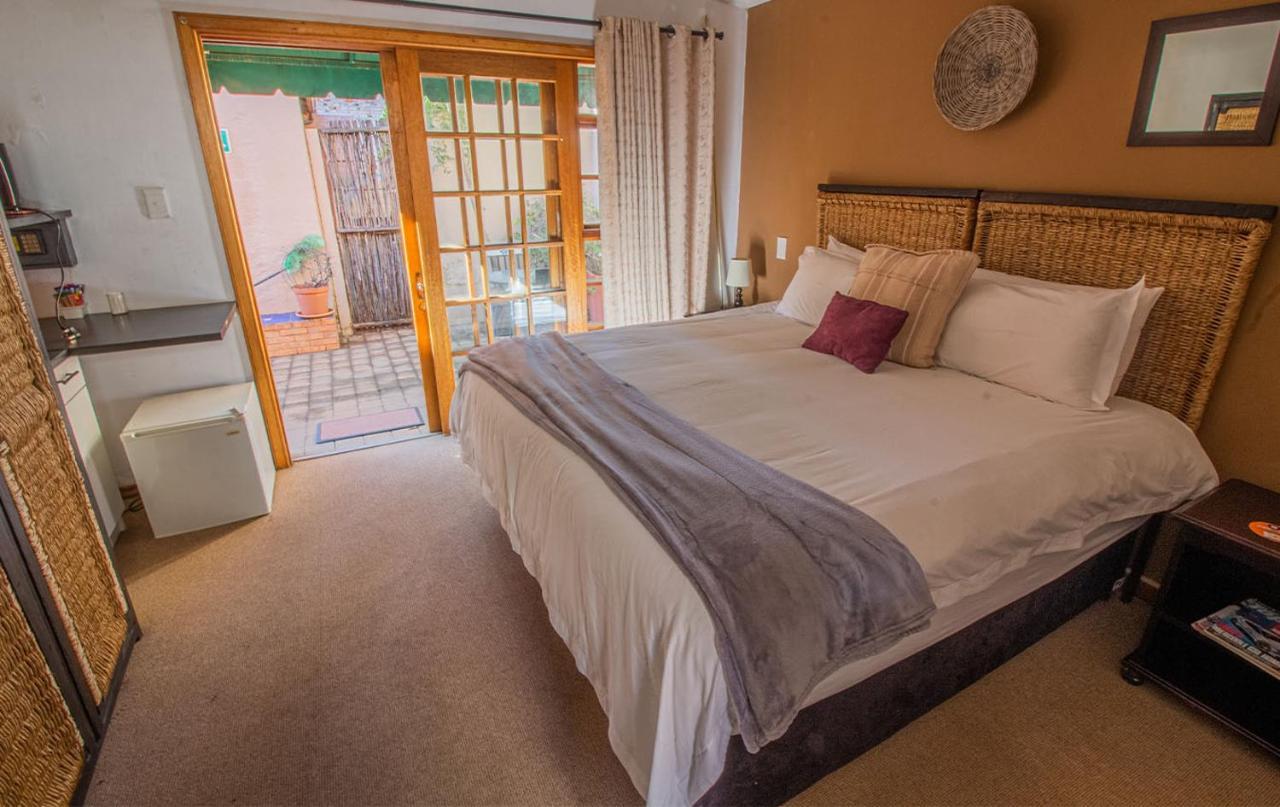 Uxolo Guest House Johannesburg Esterno foto